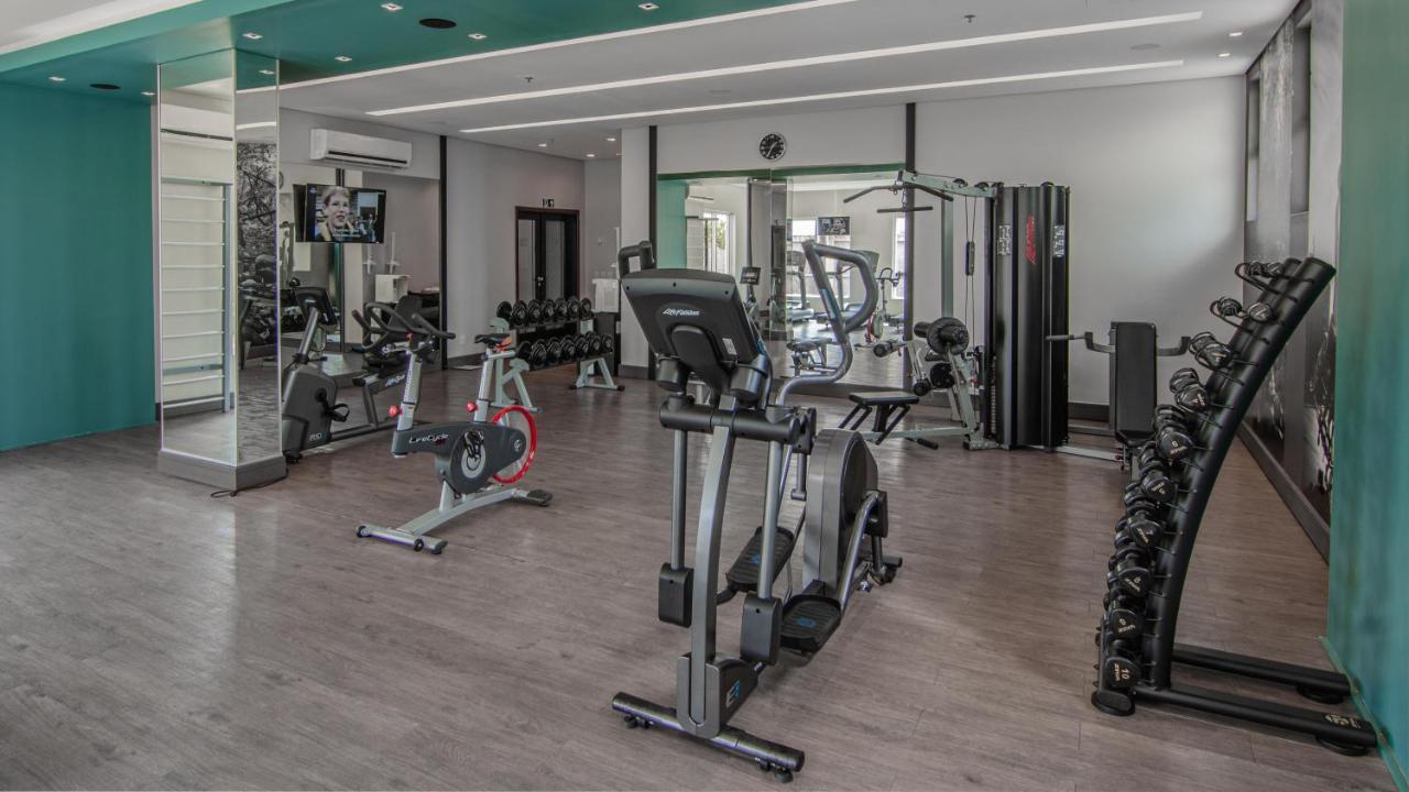 Hotel Deville Prime Πόρτο Αλέγκρε Εξωτερικό φωτογραφία A gym in a hotel