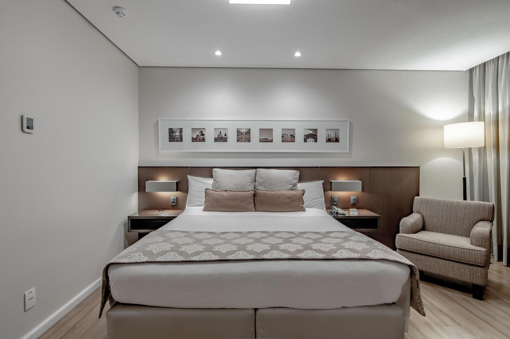 Hotel Deville Prime Πόρτο Αλέγκρε Εξωτερικό φωτογραφία A bedroom at the hotel